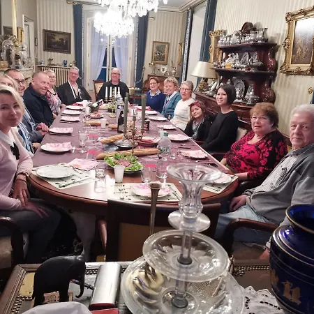 לינה וארוחת בוקר Le Kino Panorama