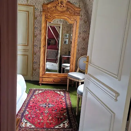 לינה וארוחת בוקר Le Kino Panorama