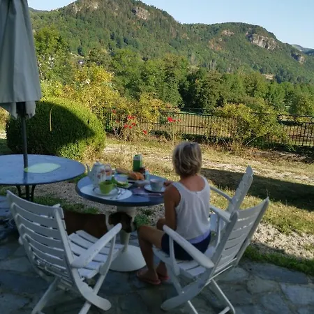 Le Kino Panorama Panzió Vic-sur-Cère